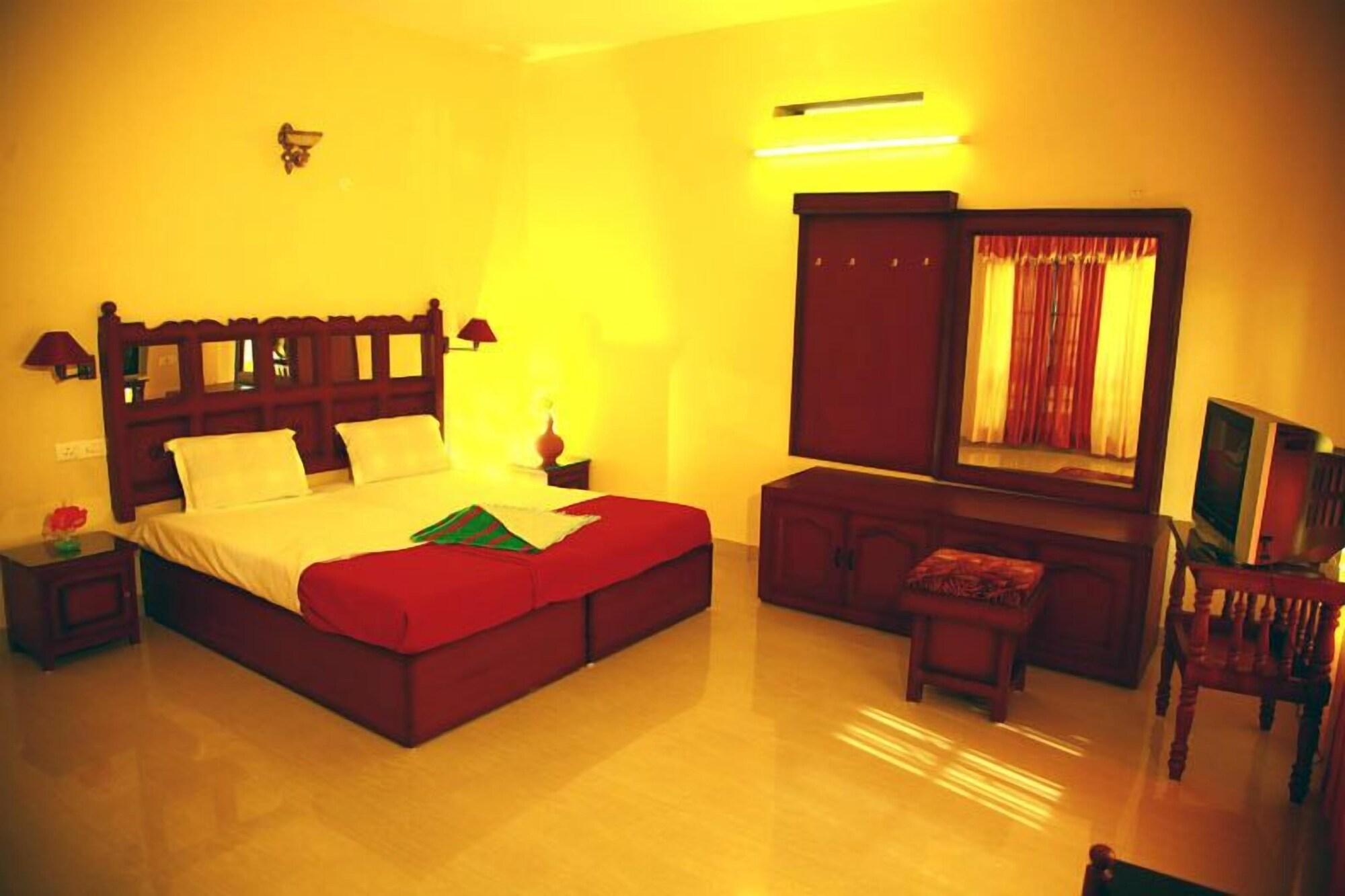 Jungle Palace Homestay Thekkady Ngoại thất bức ảnh