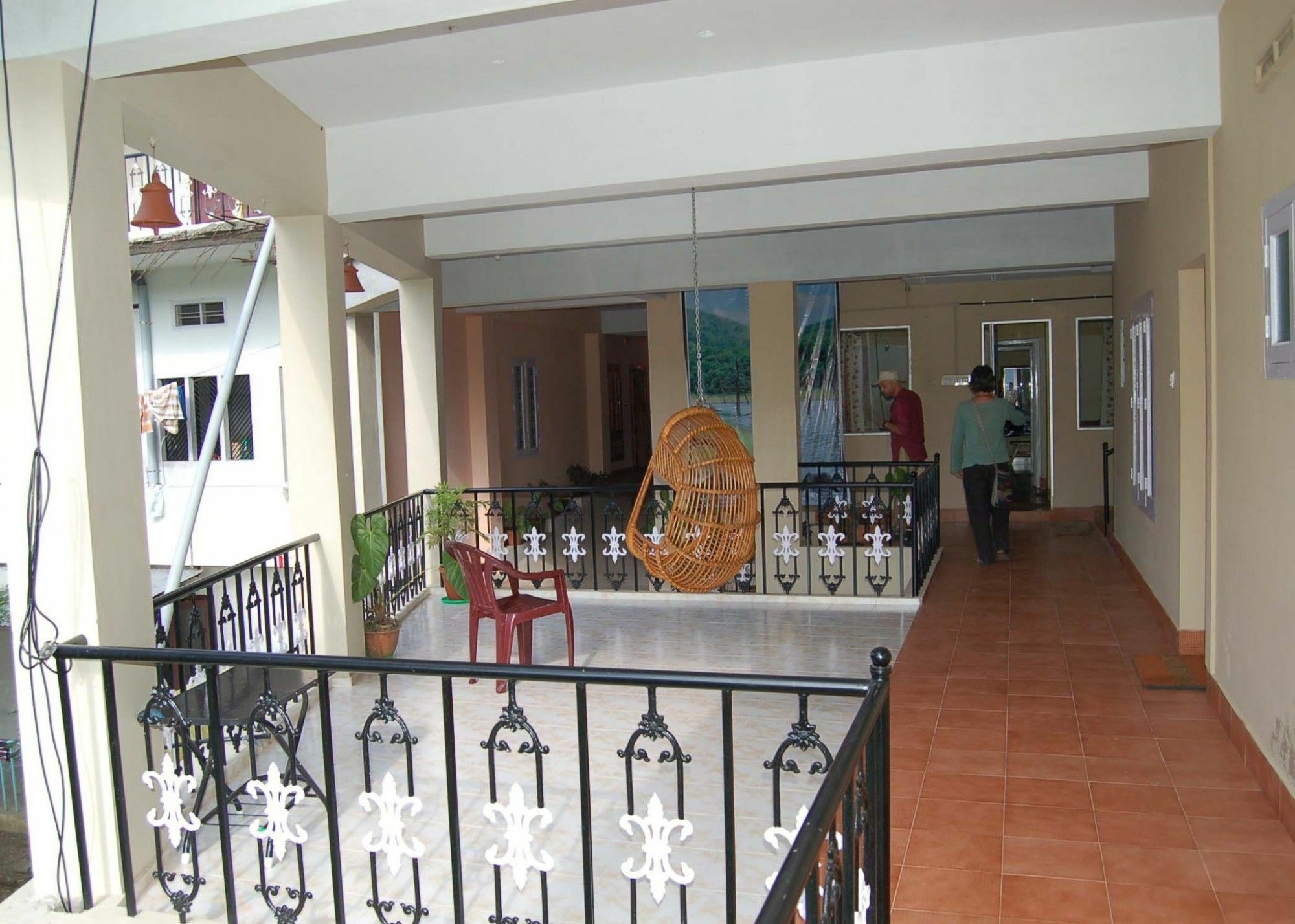 Jungle Palace Homestay Thekkady Ngoại thất bức ảnh